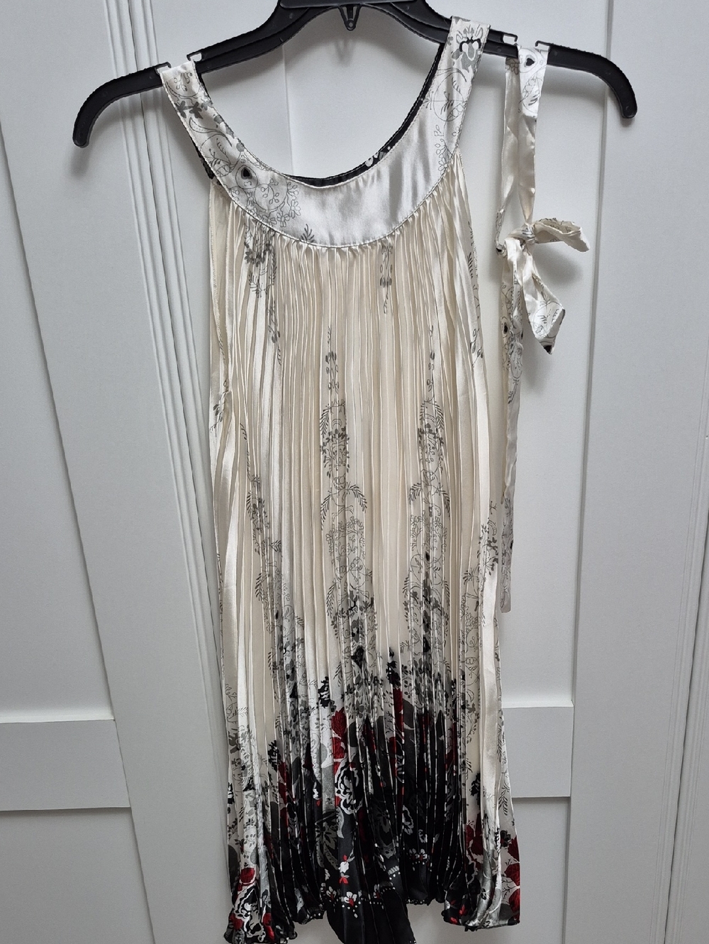 Cream Pleated Midi Dress with Black & Red Accents